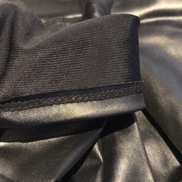 ✨Last 1✨High Waist Faux Leather Leggings - Picture 7 of 7